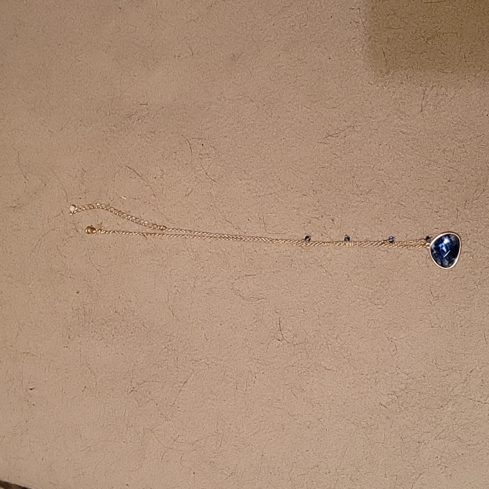 Necklace - Picture 2 of 8